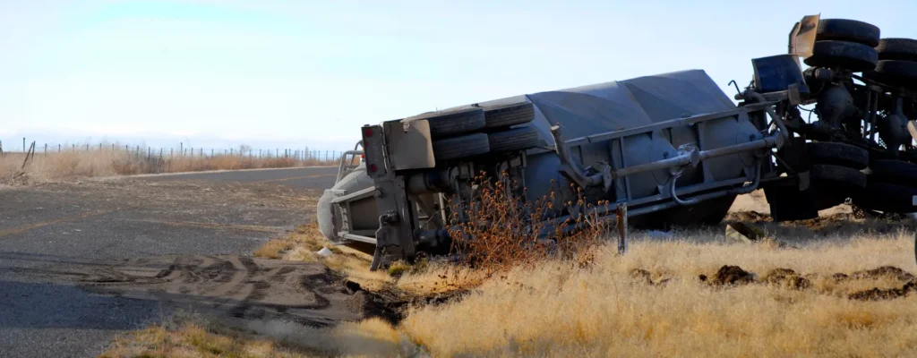 semi-truck crash in wofford heights