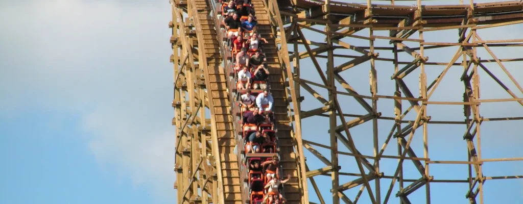 demanda contra six flags Magic Mountain