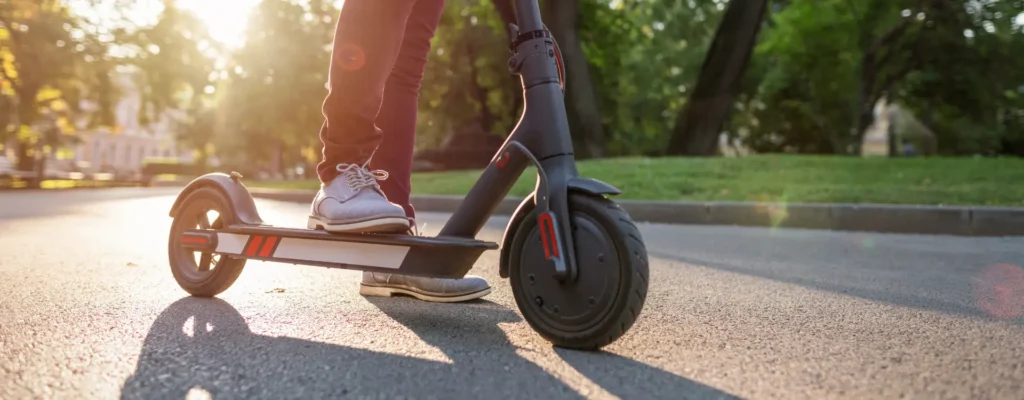 accidentes con scooters y bicicletas eléctricas