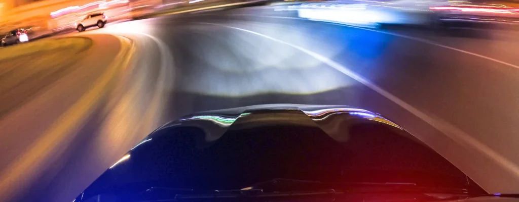 persecución policial a alta velocidad