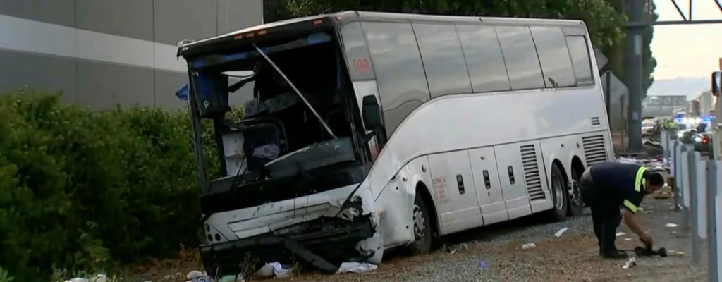Bus and SUV Collision in Los Angeles