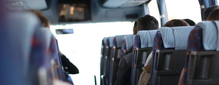 accidente entre autobús y SUV en Sacramento Regional Transit
