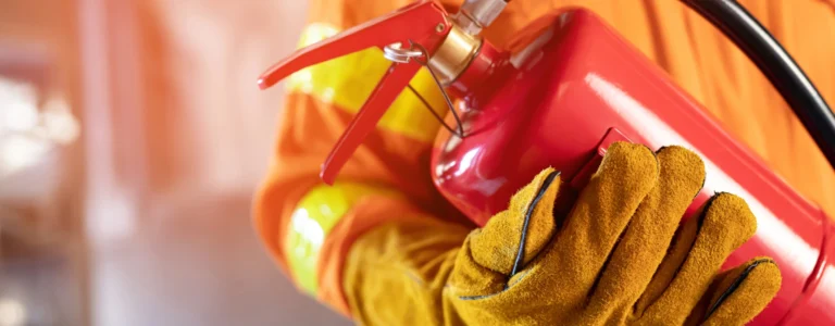 Firework Wirehouse Explosion in Yol