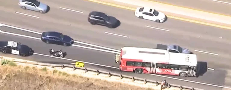 choque a alta velocidad en Santa Ana