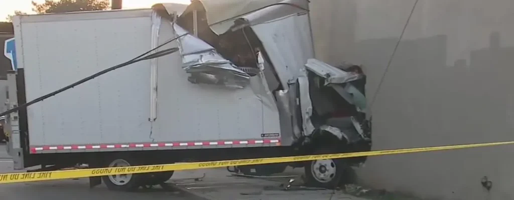 chocar contra un edificio