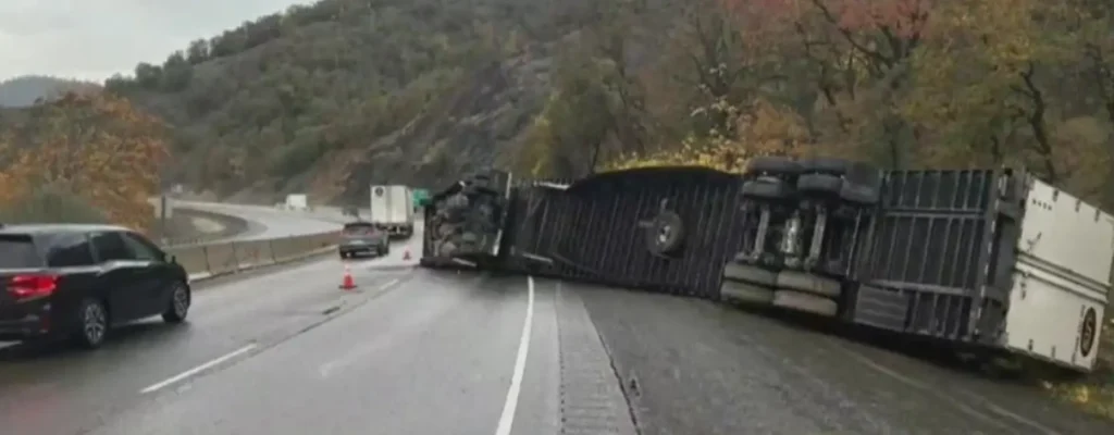truck accident in Cajon Pass